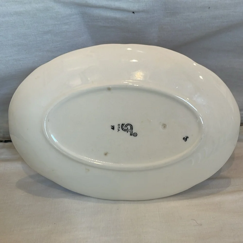 Franciscan Apple Gravy Boat - Picture 8 of 8